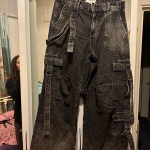 Men's Charcoal Cargo Pants with Multiple Pockets